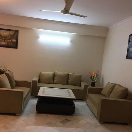 Namaste Apartments Нью-Делі Екстер'єр фото