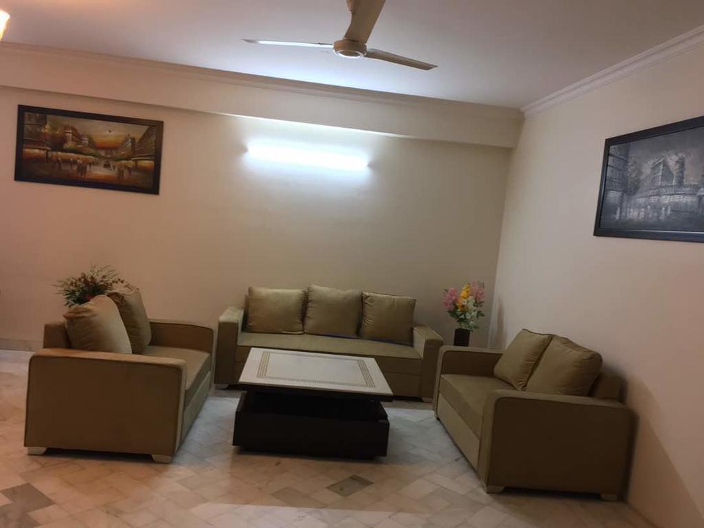 Namaste Apartments Нью-Делі Екстер'єр фото